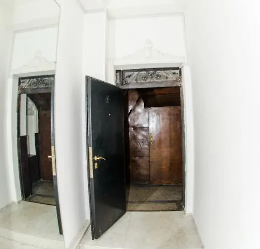 Five Corners Πανσιόν *